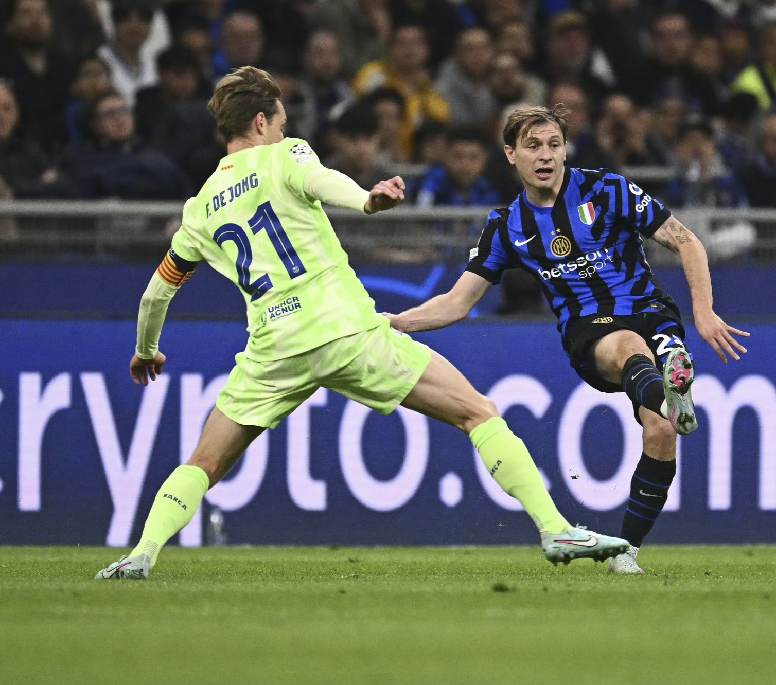 爱游戏-关于德甲倒计时，巴塞罗那今晚再遭质疑，细节引发关注，赛场秩序良好，赛季目标并未改变的信息