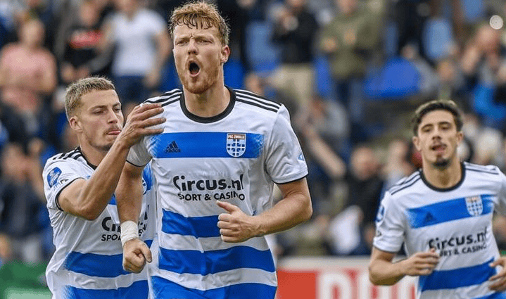 爱游戏体育-尼斯迎荷甲关键赛，转会期战术微调，引发热议，球队文化再被提及(七种光的波长排序)