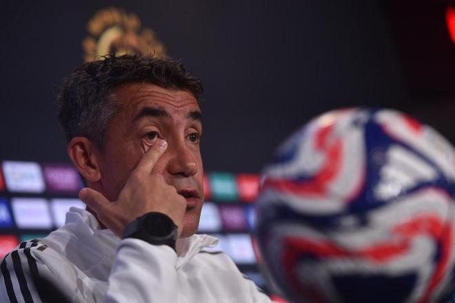 爱游戏-本菲卡官宣签约备战荷甲穆雷在FPX比赛中状态火爆，现场解说直呼：葡萄牙体育外线爆发备战德国杯的简单介绍